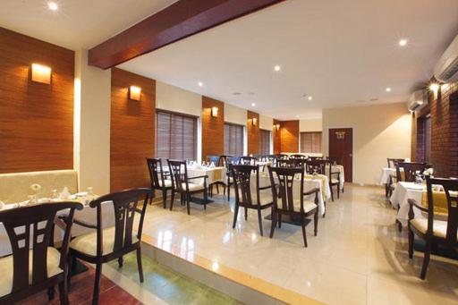 Отель Jk Park Residency Каннур Экстерьер фото