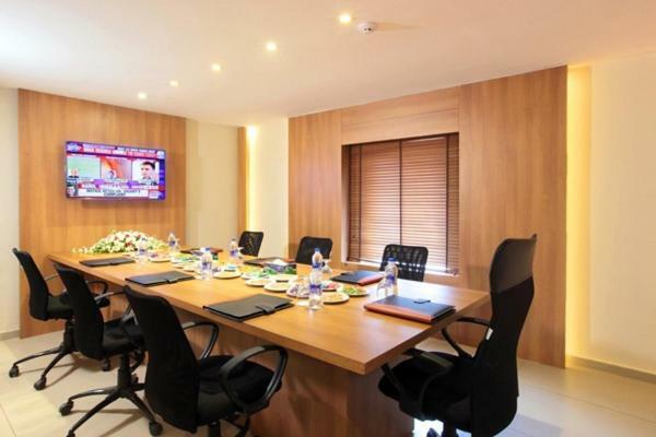 Отель Jk Park Residency Каннур Экстерьер фото